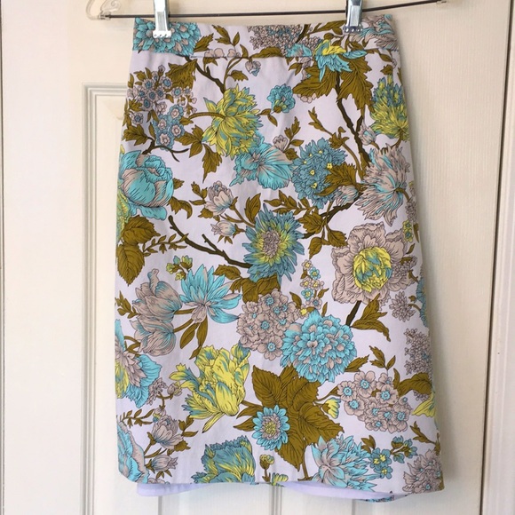 cleo Dresses & Skirts - Like new Cleo Skirt